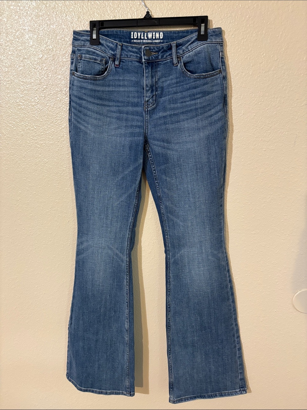 Idyllwind Women's Mid Blue Flare Jeans Size 10